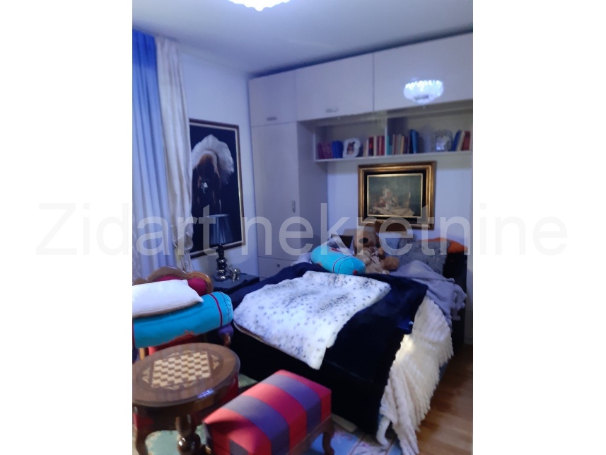 Квартира, 1001 м², 300 000$ — FAKTOR